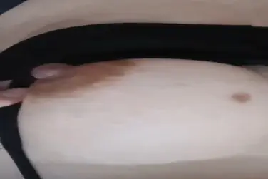 Cewe Panlok Pamer BH CD Hitam Kebalik 2 Memek Basah Menggoda