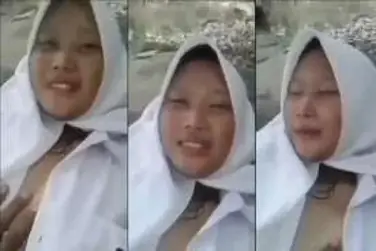 Ngentot Siswi SMA Jembut Lebat Di Pinggir Sungai
